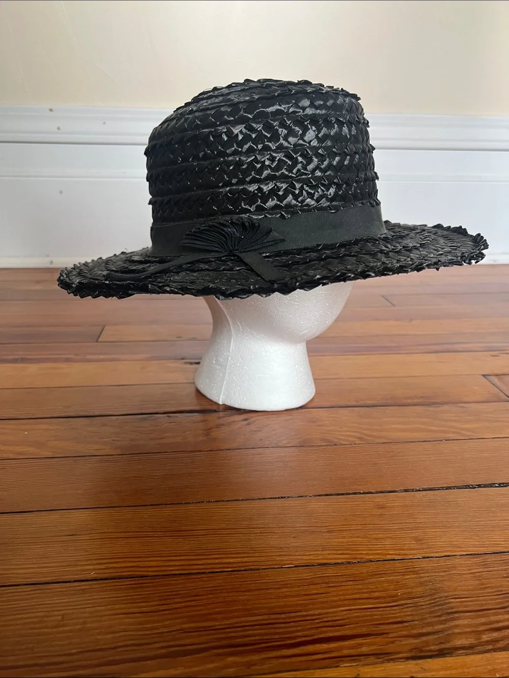 Vintage Black Straw Wide Brim Sun Hat Ribbon Bow Boater Cloche Size 22 Retro